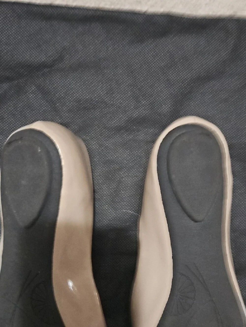 Steve Madden Nude Patent Flats